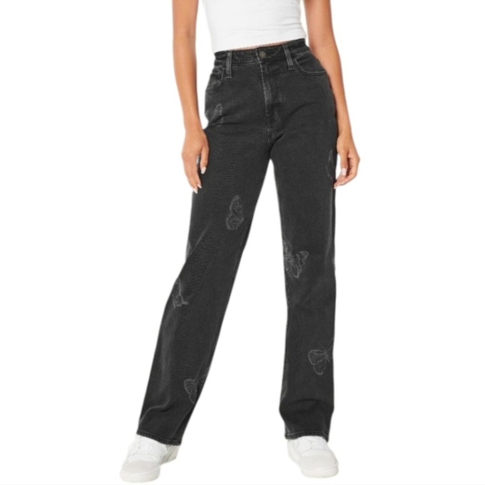 Hollister Butterfly Graphic Dad Jeans High Rise Washed Black Size 2/26 NWT